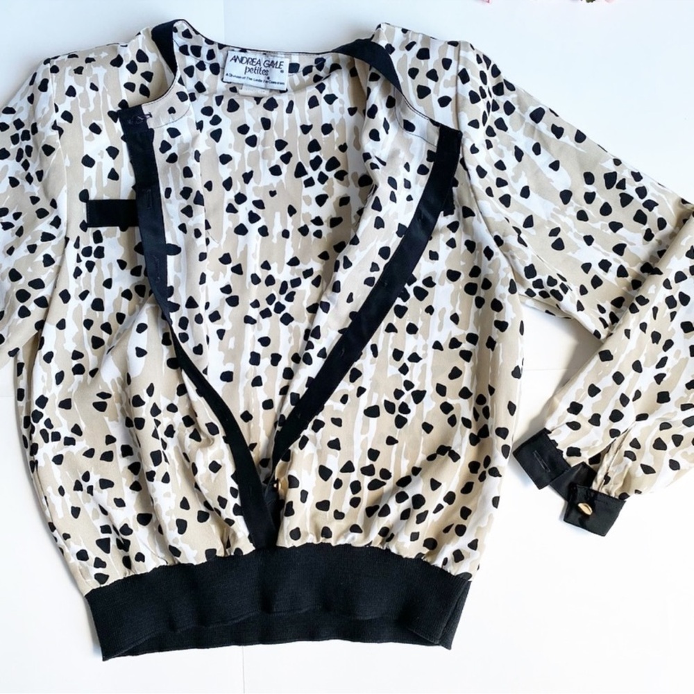 Vintage Andrea Gayle Tan Spotted Prints Button Up Bomber Blouse - Picture 6 of 14